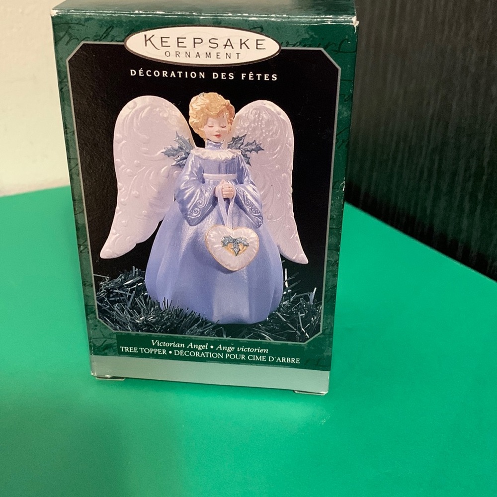 Beautiful Hallmark Keepsake Ornament Victorian Angel